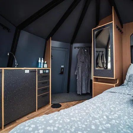 Arctic Experience Oulujaervi Igloos Lüks kamp alanı *